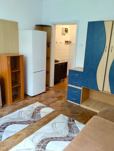 Giurgiului 164, M. Eroii Revolutiei, 20 min. Piata Unirii cu STB